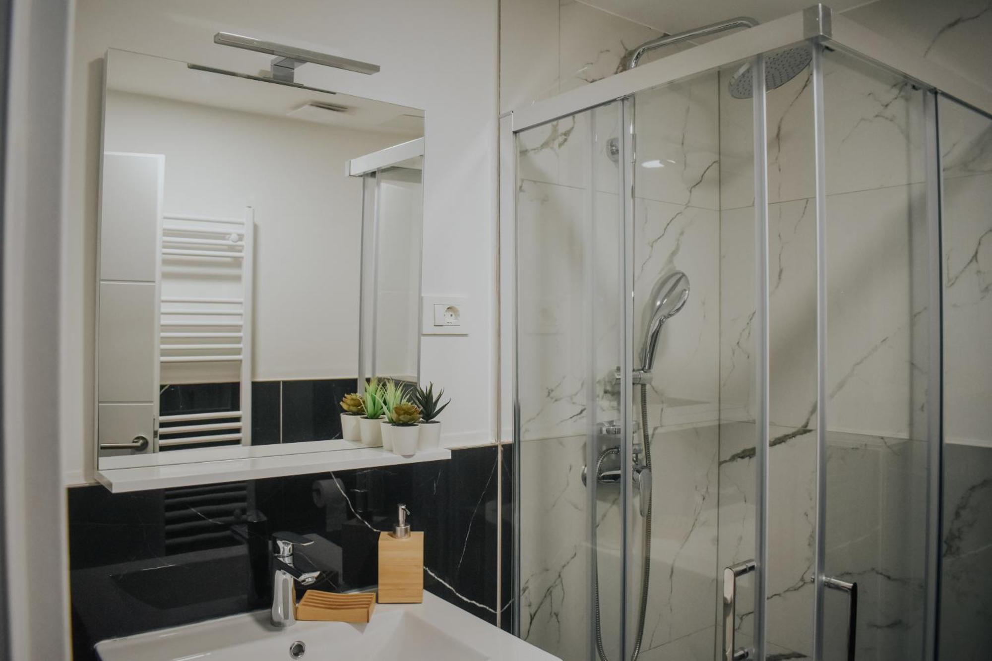 Apartments Jelovic Sinj Bagian luar foto