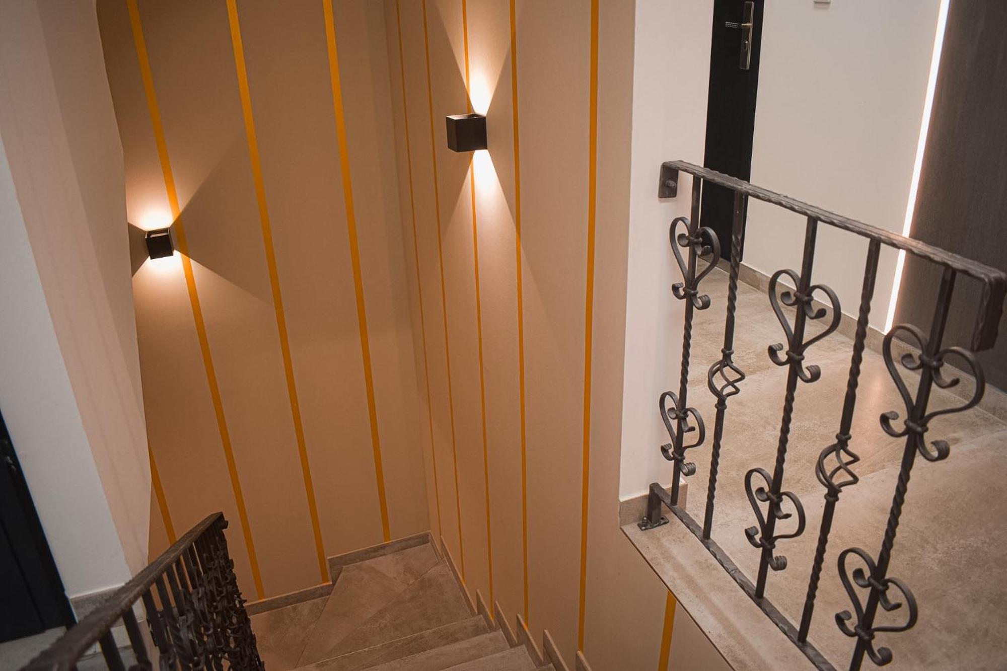 Apartments Jelovic Sinj Bagian luar foto