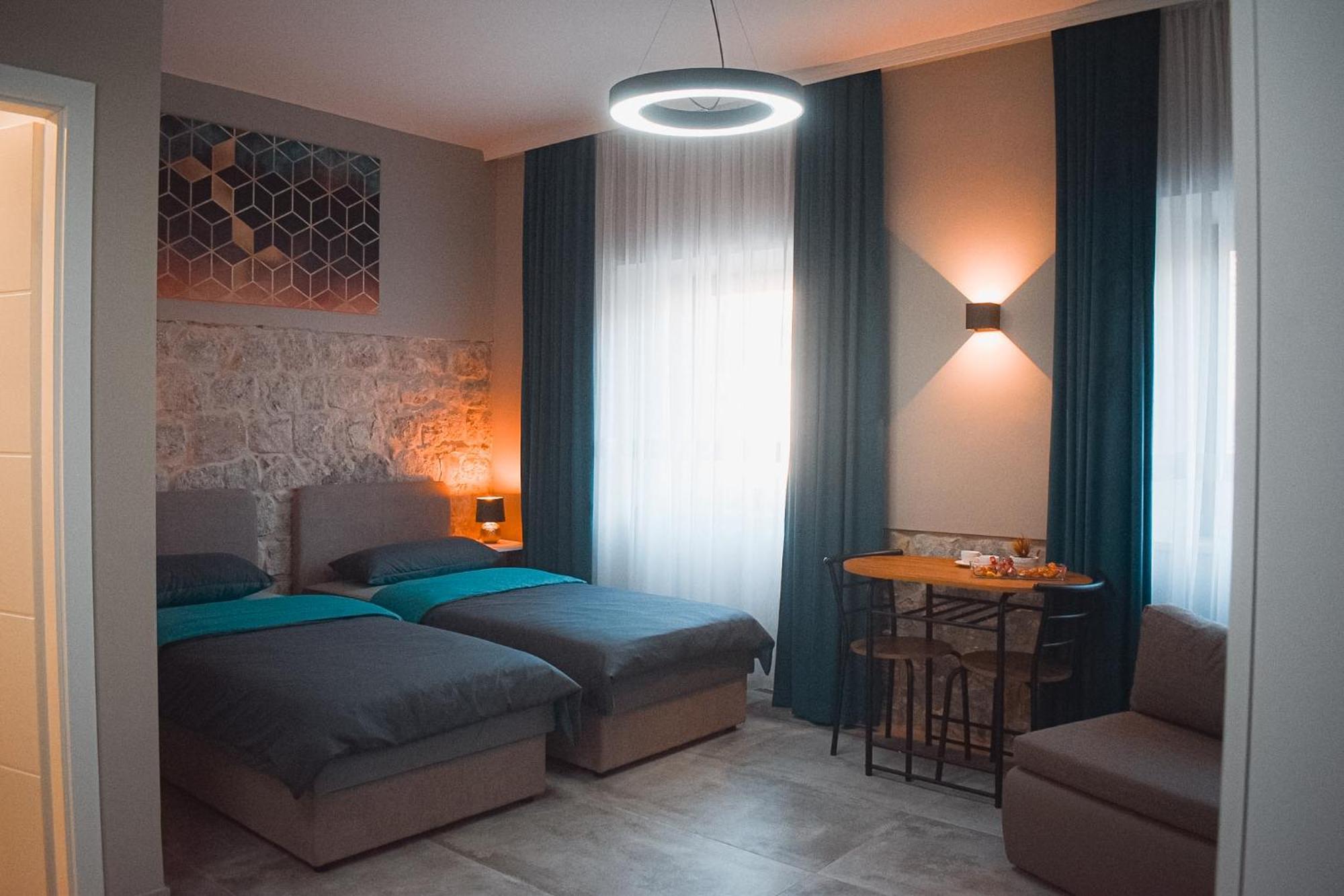 Apartments Jelovic Sinj Bagian luar foto